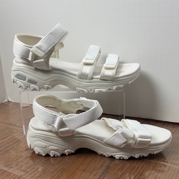 Sketchers, White Women's Sandals with Velcro closures. Size 9. - Picture 1 of 6